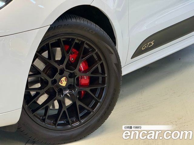 Porsche Macan из Кореи Encar