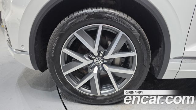 Volkswagen Touareg из Кореи Encar