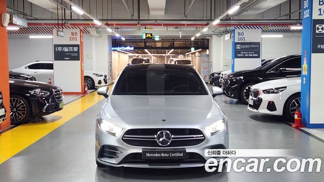 Mercedes-Benz A-Class AMG A35 4MATIC Sedan — пробег 25 284 км — фото 2 из 5