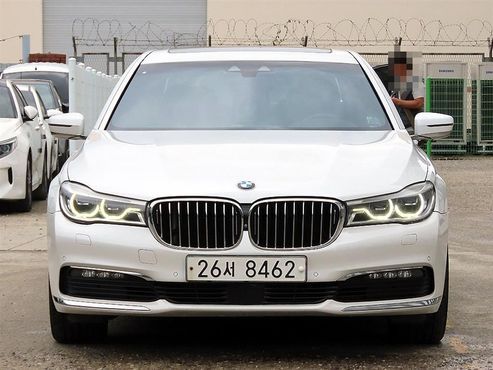 BMW 7-Series 730d xDrive — пробег 172 000 км — фото 3 из 5