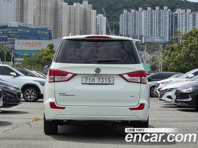 Ssangyong KORANDO 2WD GT 11-seater — пробег 166 253 км — фото 4 из 5