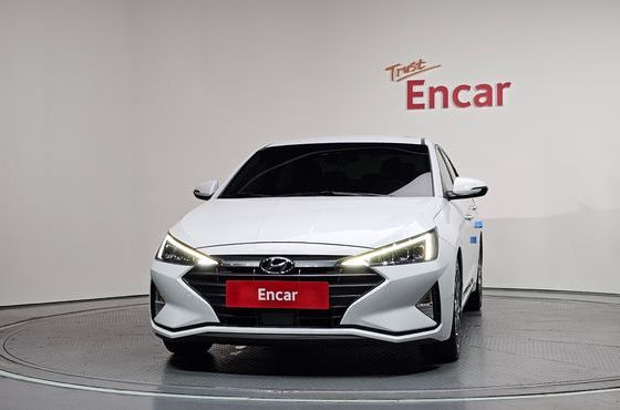 Hyundai AVANTE 1.6 Smart — пробег 92 320 км — фото 3 из 5