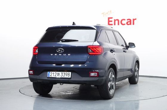 Hyundai Venue 1.6 Flux — пробег 13 904 км — фото 4 из 5