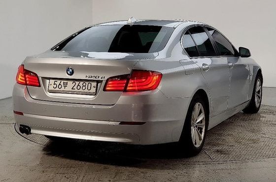 BMW 5-Series 520d — пробег 162 300 км — фото 4 из 5