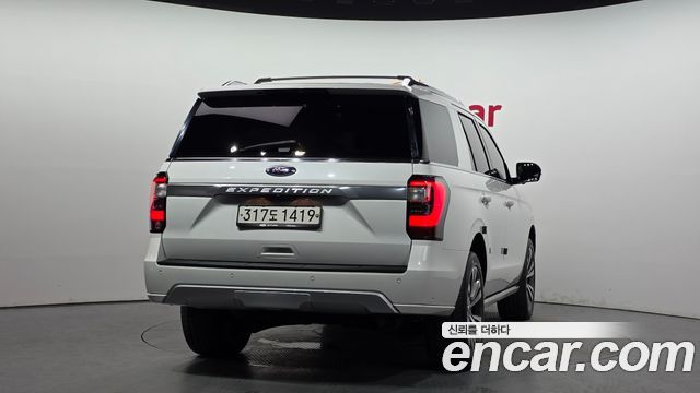 Ford Expedition из Кореи Encar