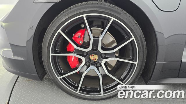Porsche Taycan из Кореи Encar