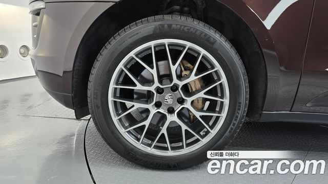 Porsche Macan из Кореи Encar
