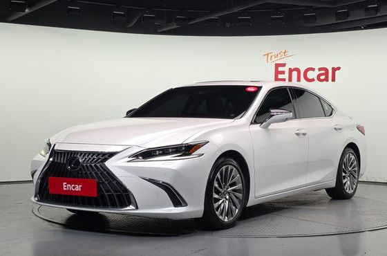 Lexus ES Executive — пробег 105 576 км — фото 1 из 5