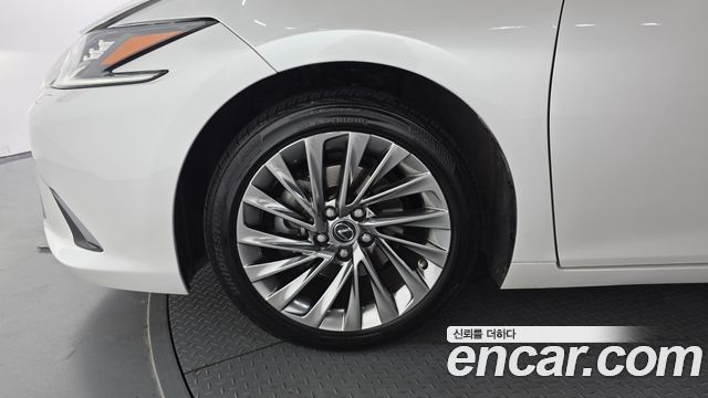 Lexus ES из Кореи Encar