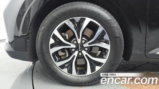 Kia Carnival 9-Seater Signature — пробег 68 366 км — фото 5 из 5