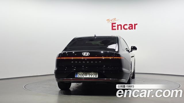 Hyundai Grandeur из Кореи Encar