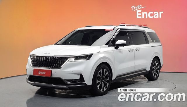 Kia Carnival 7-Seater Signature — пробег 35 808 км — фото 1 из 5