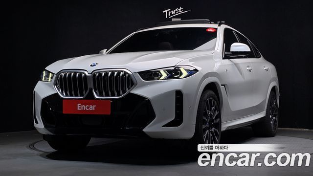 BMW X6 xDrive40i M Sport — пробег 13 544 км — фото 1 из 5