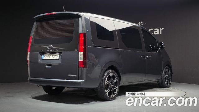 Hyundai Staria из Кореи Encar