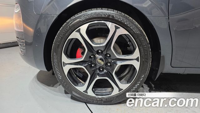 Hyundai Staria из Кореи Encar