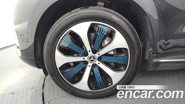 Mercedes-Benz EQC из Кореи Encar