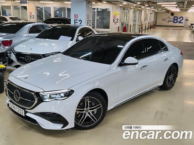 Mercedes-Benz E-Class E300 4MATIC AMG Line — пробег 4 050 км — фото 1 из 5