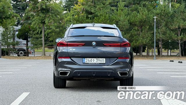 BMW X6 xDrive40i M Sport — пробег 60 824 км — фото 4 из 5