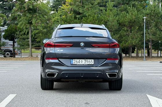 BMW X6 xDrive40i M Sport — пробег 60 824 км — фото 4 из 5