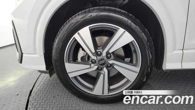 Audi Q2 из Кореи Encar