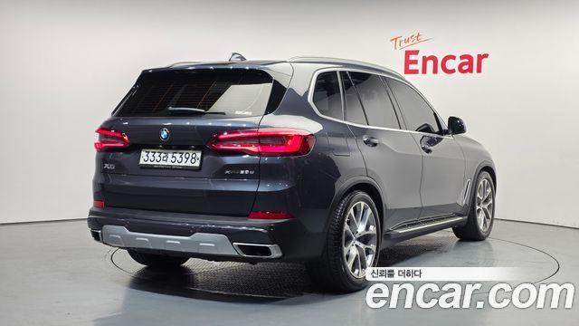 BMW X5 xDrive 30d xLine — пробег 46 377 км — фото 2 из 5