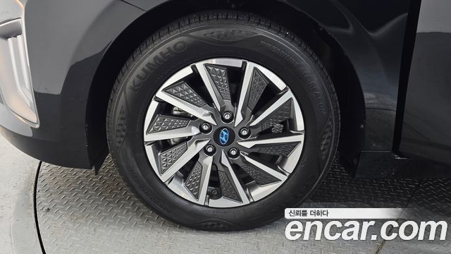 Hyundai Ioniq из Кореи Encar