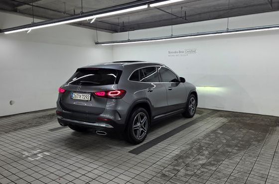 Mercedes-Benz GLA-Class GLA250 4MATIC — пробег 42 764 км — фото 2 из 5