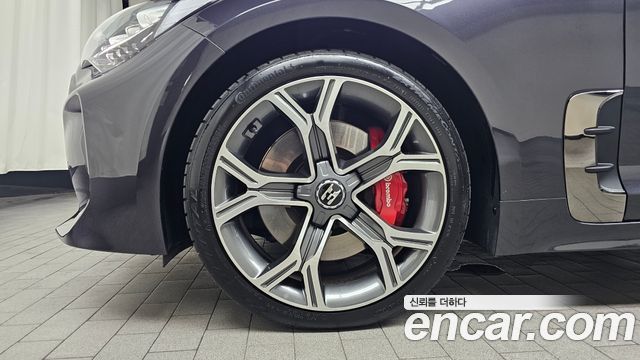 Kia Stinger из Кореи Encar