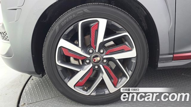 Hyundai Kona из Кореи Encar