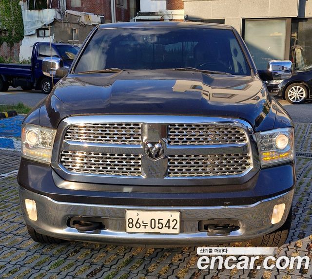 Dodge Ram Pick Up 5.7 — пробег 318 000 км — фото 1 из 5