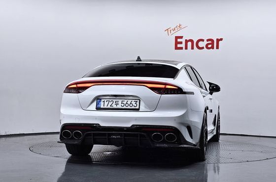 Kia Stinger 2.0 Turbo AWD Platinum — пробег 134 606 км — фото 4 из 5