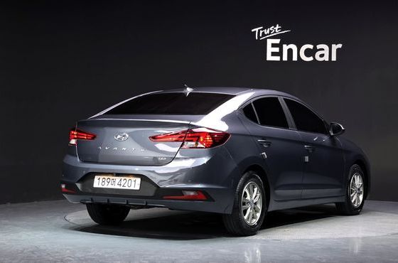 Hyundai AVANTE 1.6 Diesel Smart — пробег 88 644 км — фото 2 из 5