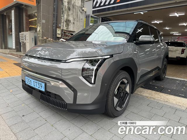 Kia EV3 Long Range 2WD Earth — пробег 571 км — фото 2 из 5