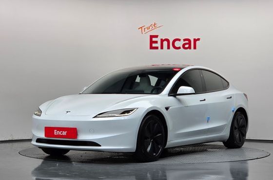 Tesla Model 3 RWD — пробег 47 900 км — фото 1 из 5
