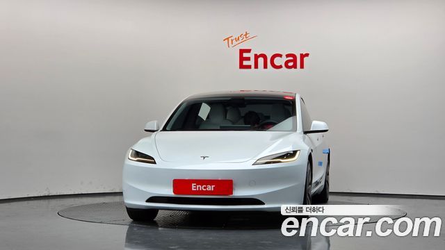 Tesla Model 3 RWD — пробег 47 900 км — фото 3 из 5