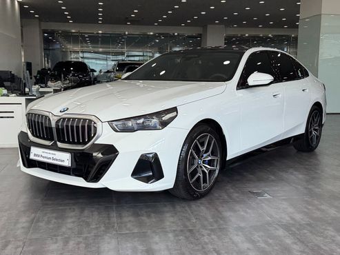 BMW 5-Series 523d M Sport — пробег 11 726 км — фото 1 из 5