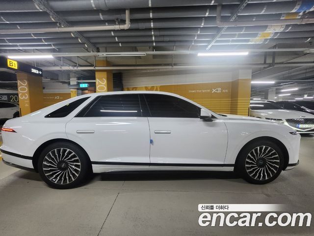 Hyundai Grandeur Calligraphy — пробег 40 000 км — фото 2 из 5