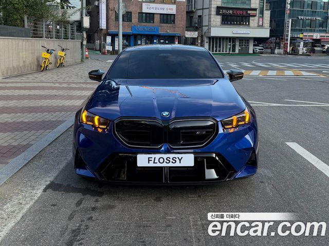 BMW M5 M5 Sedan — пробег 5 900 км — фото 3 из 5