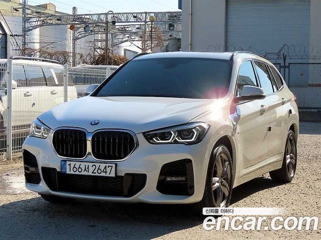 BMW X1 xDrive 20i M Sport — пробег 38 360 км — фото 2 из 5