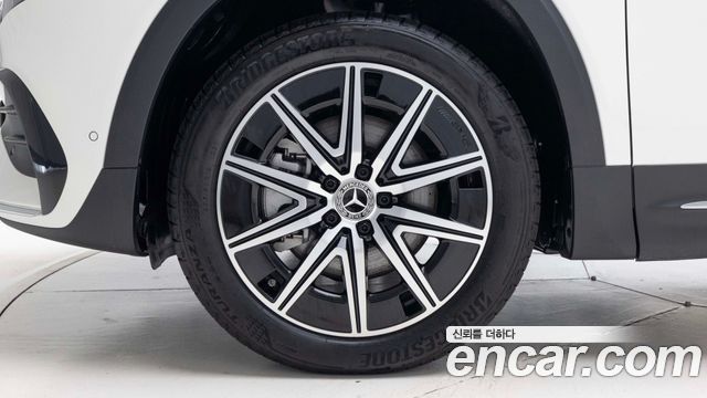 Mercedes-Benz EQB EQB300 4MATIC AMG Line — пробег 2 063 км — фото 5 из 5