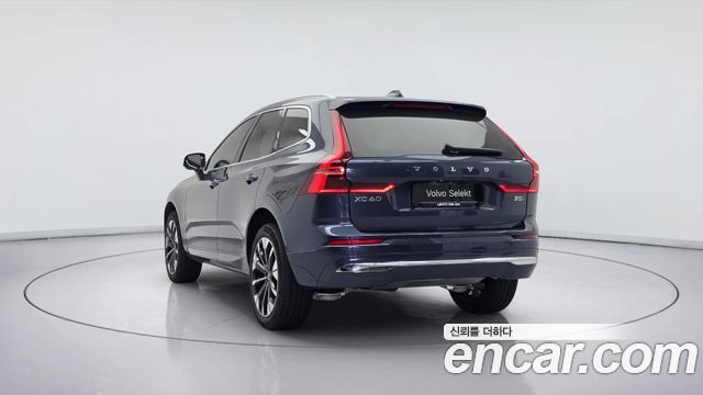 Volvo XC60 B5 Ultra Bright — пробег 1 745 км — фото 4 из 5