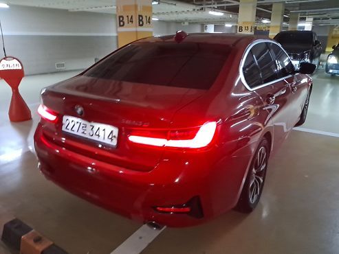 BMW 3-Series 320d — пробег 156 048 км — фото 4 из 5
