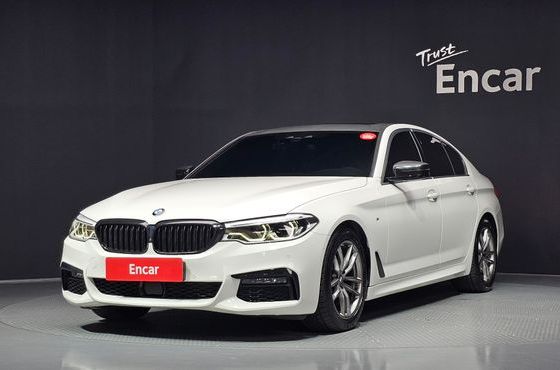 BMW 5-Series 520d M Sport Package Plus — пробег 76 721 км — фото 1 из 5