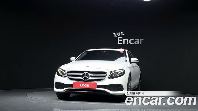 Mercedes-Benz E-Class из Кореи Encar