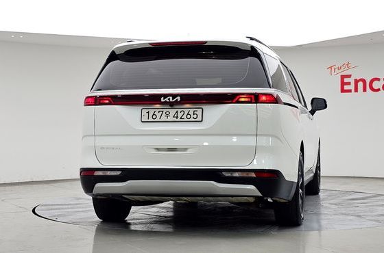Kia Carnival 9-Seater Prestige — пробег 98 583 км — фото 4 из 5