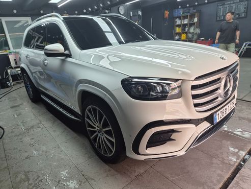 Mercedes-Benz GLS-Class GLS450d 4MATIC — пробег 9 826 км — фото 3 из 5