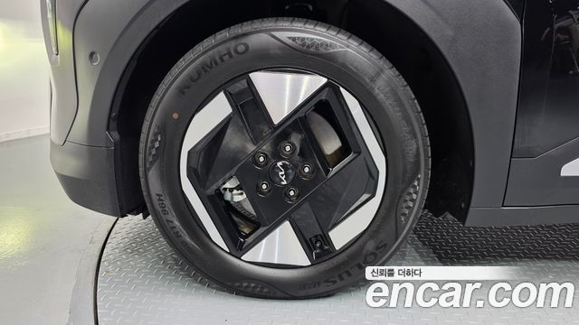 Kia EV3 из Кореи Encar