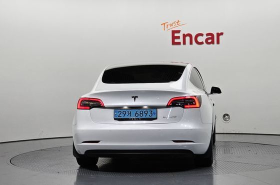 Tesla Model 3 Long Range AWD — пробег 139 388 км — фото 4 из 5