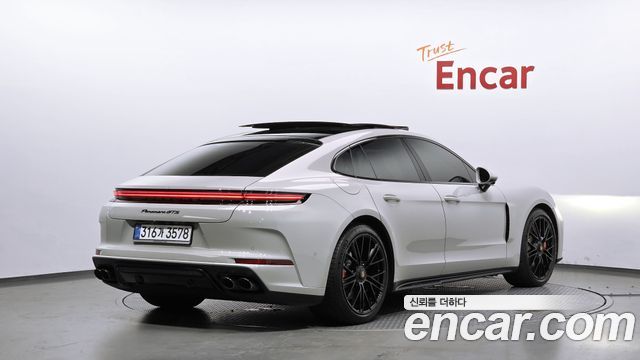 Porsche Panamera 4.0 GTS — пробег 15 885 км — фото 2 из 5