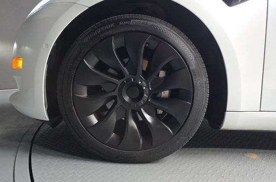 Tesla Model 3 Standard Range Plue RWD — пробег 81 858 км — фото 5 из 5